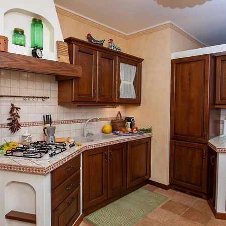 Spaziosa Villa Con Piscina E Giardino, Polignano A Mare Polignano a Mare Exterior foto